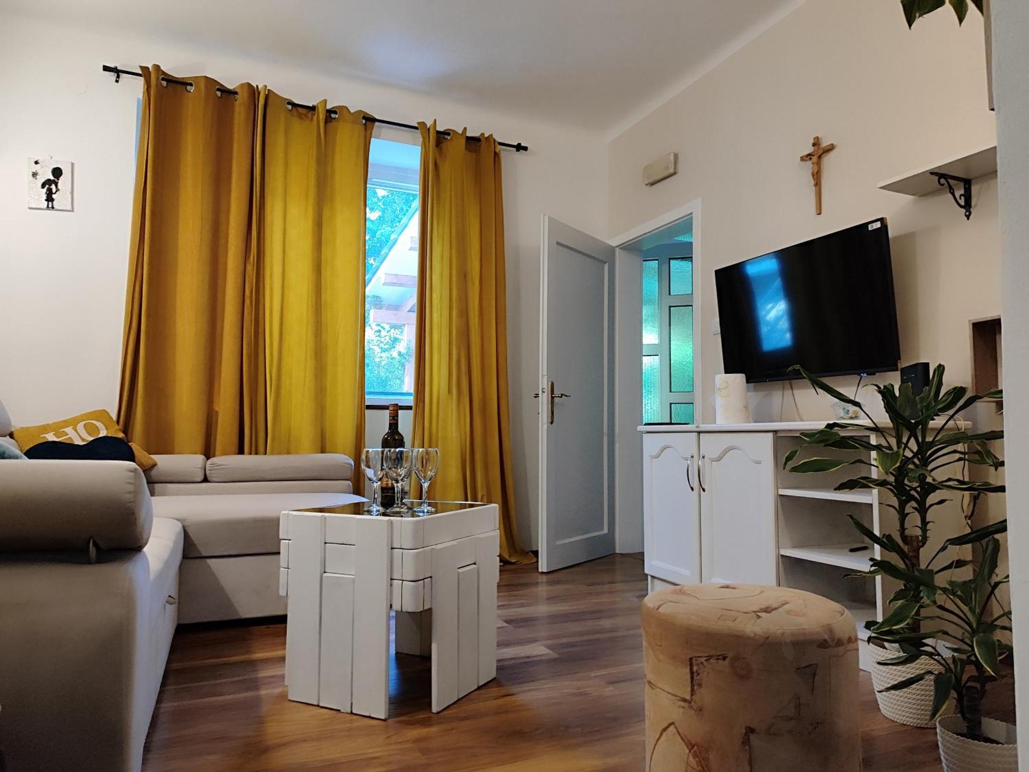 Apartman Daniel With Free Parking Mundanije Exterior foto